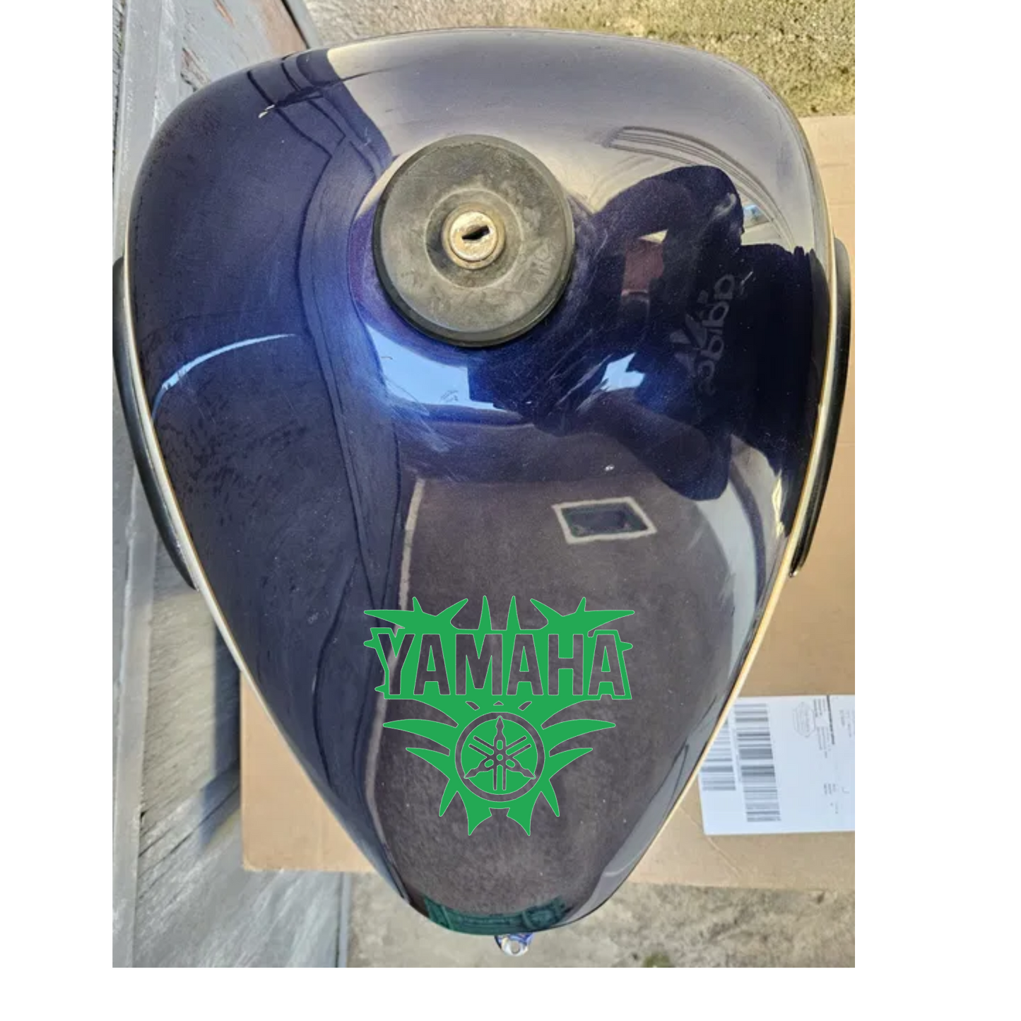 Sticker decorativ auto, moto, Yamaha, pentru rezervor