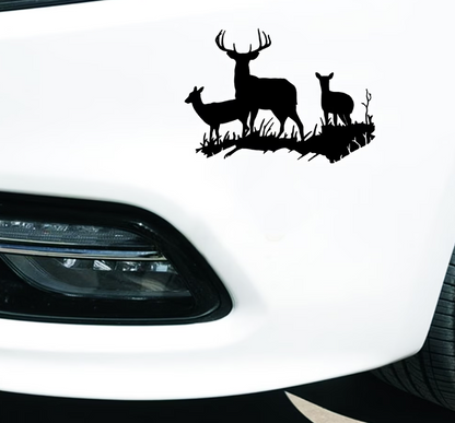 Sticker Auto Vânătoare – Familie de Cerbi în Natură, Siluetă Forestieră