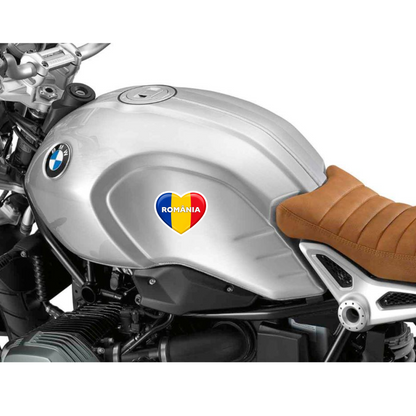 Sticker inima Romania tricolor patriotic, Autoadeziv
