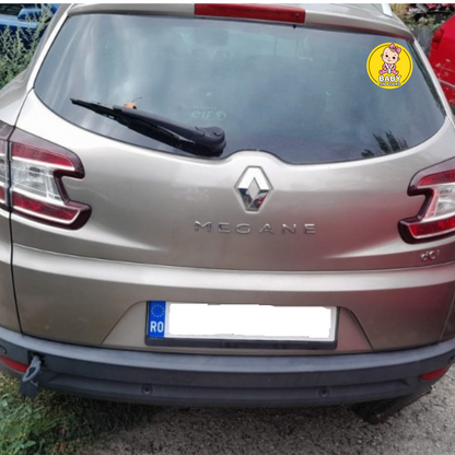 Sticker auto rezistent, baby on board, fetita in centura