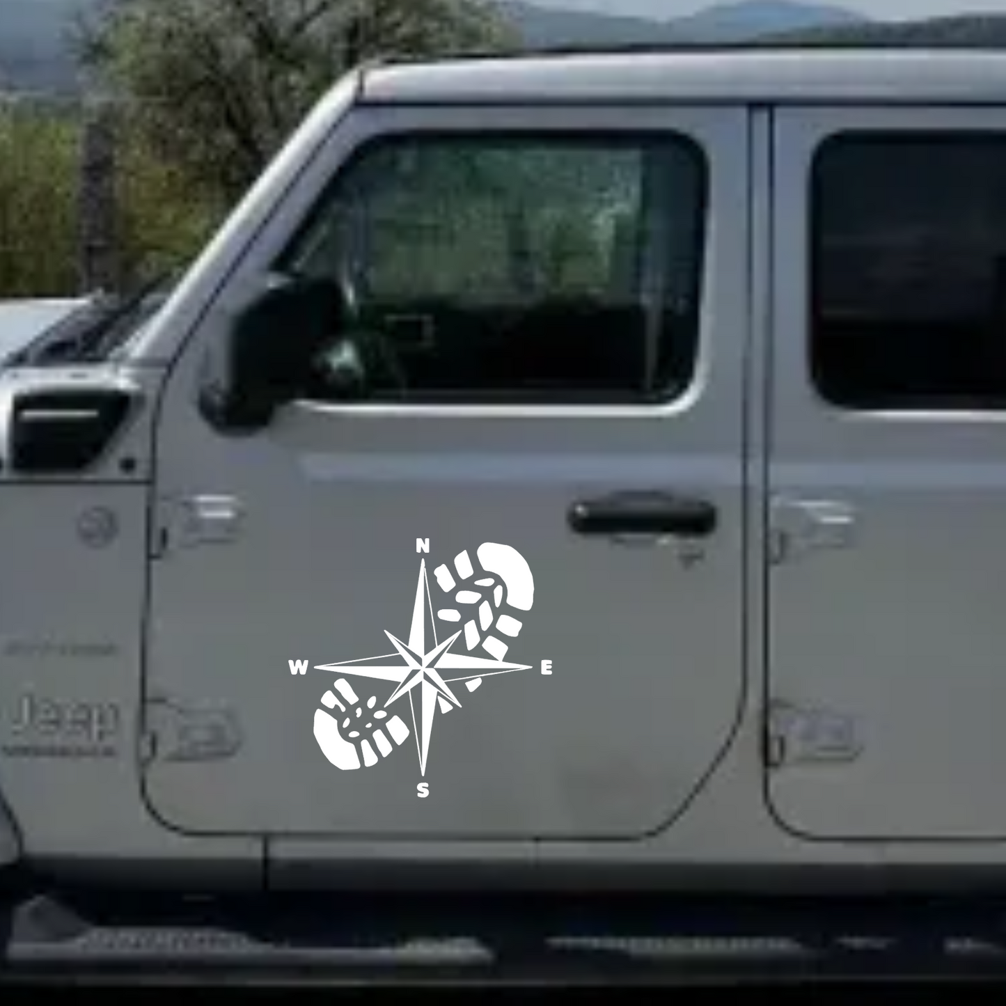Sticker auto 4x4, rezistent, adventure, busola cu talpa de bocanc