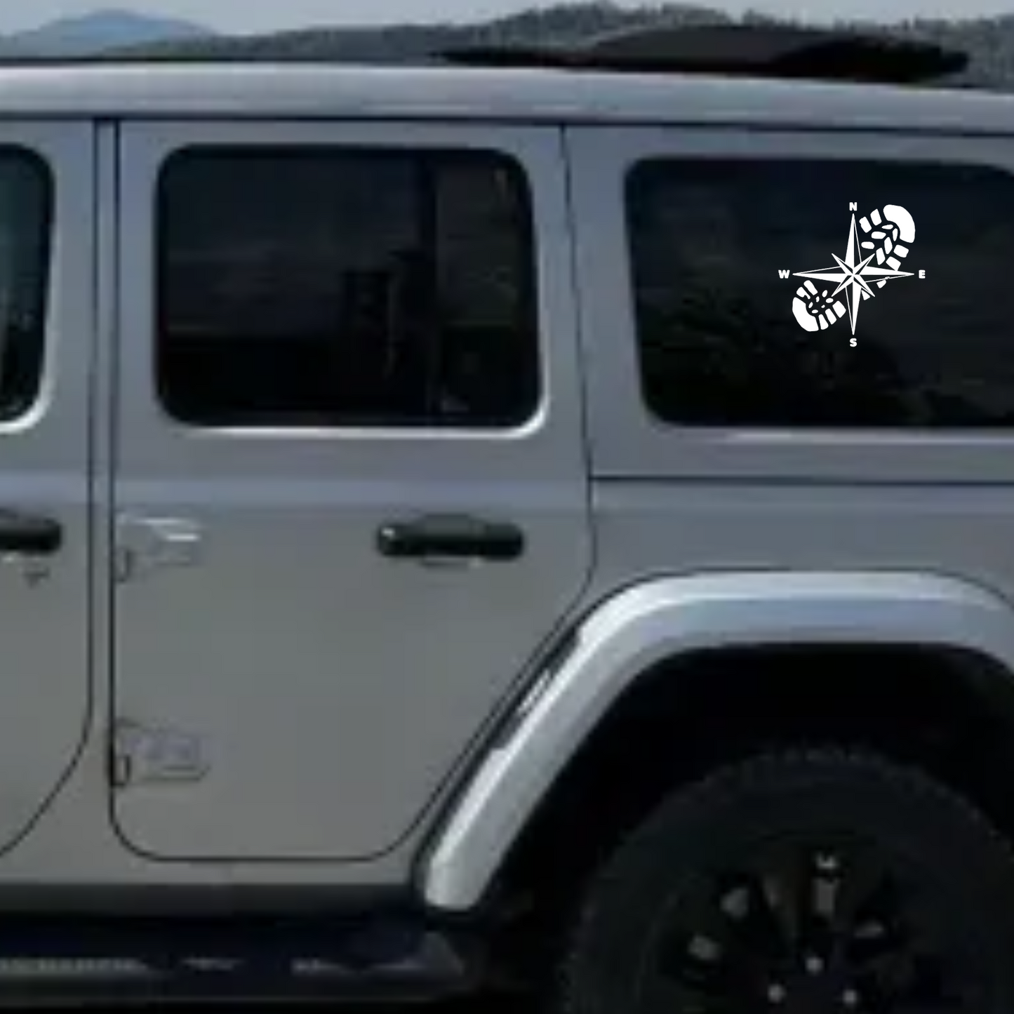 Sticker auto 4x4, rezistent, adventure, busola cu talpa de bocanc