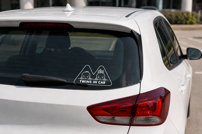 Sticker auto „Twins in Car” – Gemeni la bord, băiat și fată, 20cm